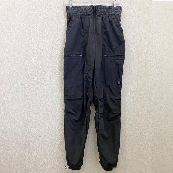 FP Free People Movement Wherever I Roam Pants in Black Size S - Picture 3 of 15